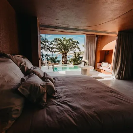 Zori Timeless Hvar Town