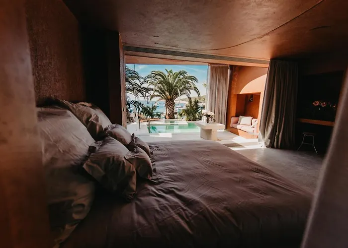 Zori Timeless Hvar Town